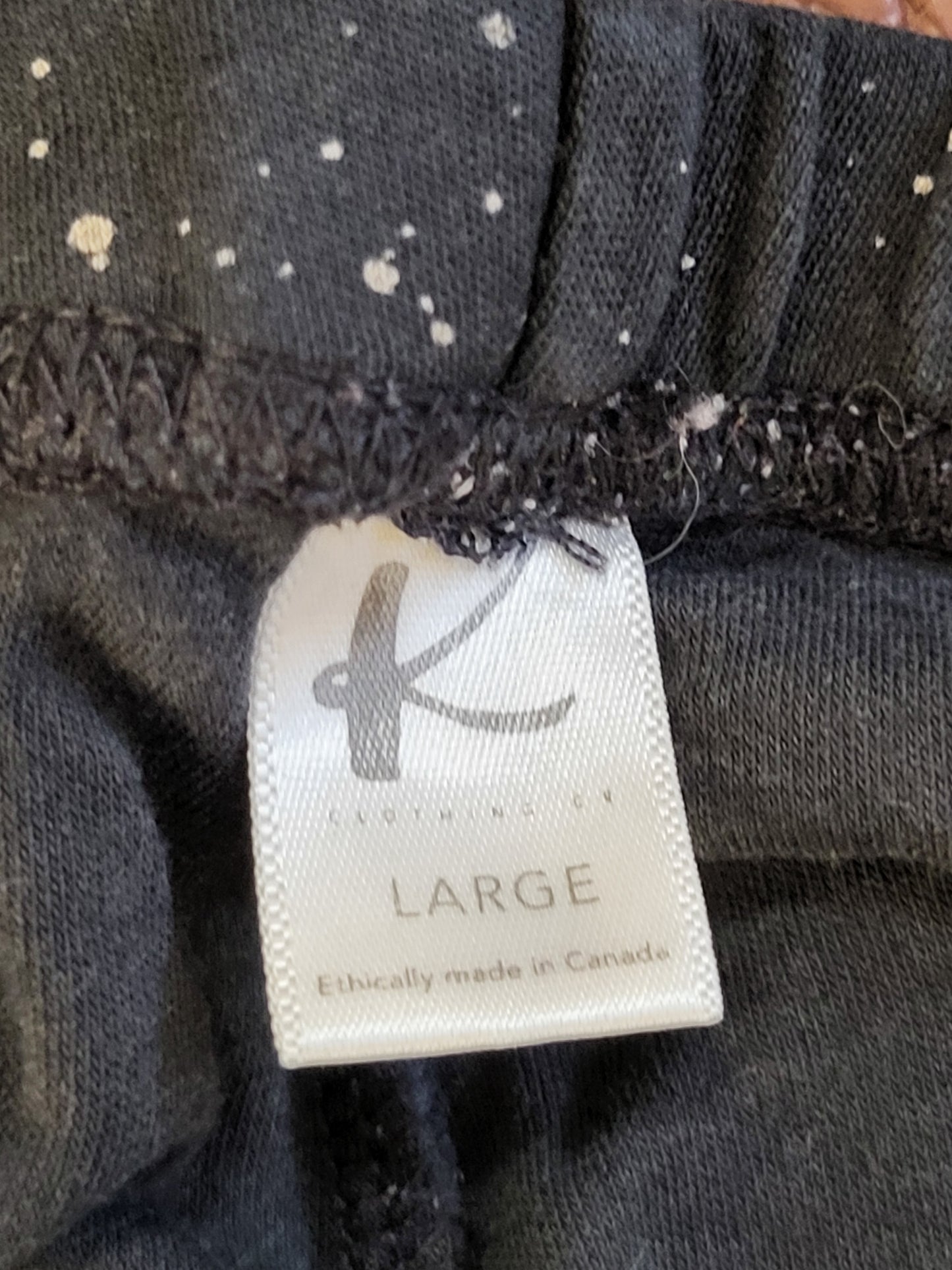 Kindered (Little and Lively) black space print bamboo leggings | Size LARGE
