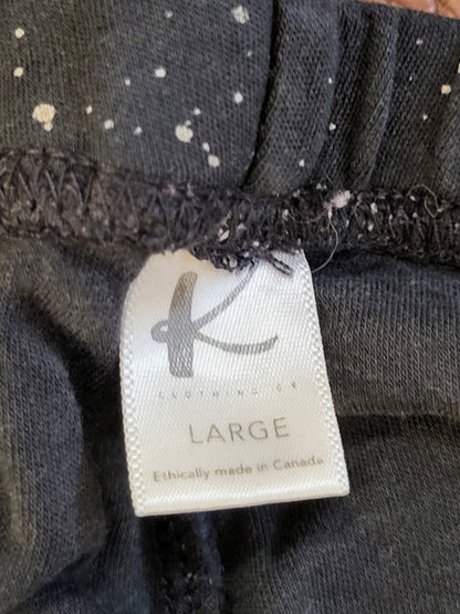 Kindered (Little and Lively) black space print bamboo leggings | Size LARGE