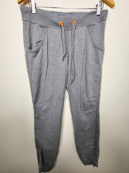 Lululemon grey joggers | Size 6-8 (I think)