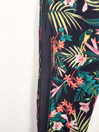 Old Navy black cropped tropical print leggings | Size LARGE