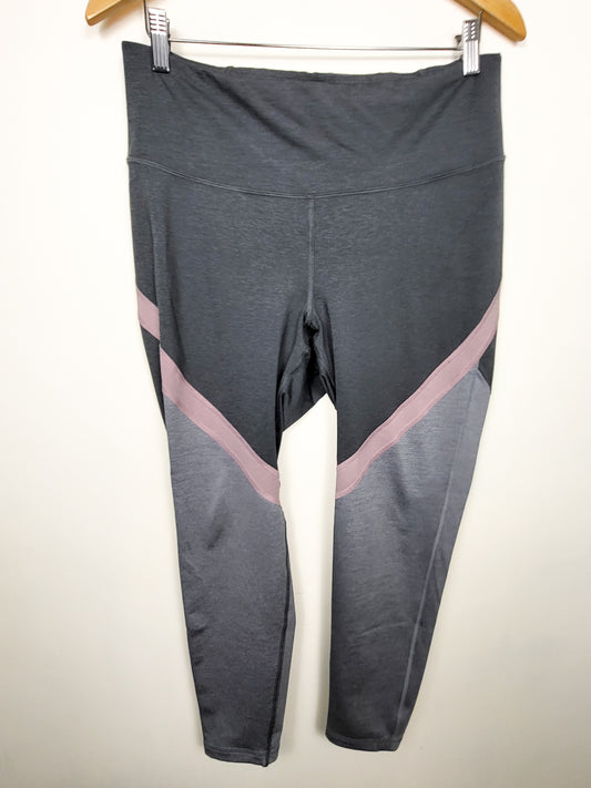 Old Navy two-tone grey cropped active leggings with pink stripe | Size XL