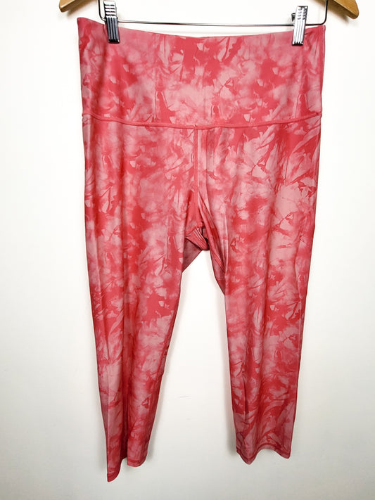 Athletic works pink patterned cropped active leggings | Size LARGE