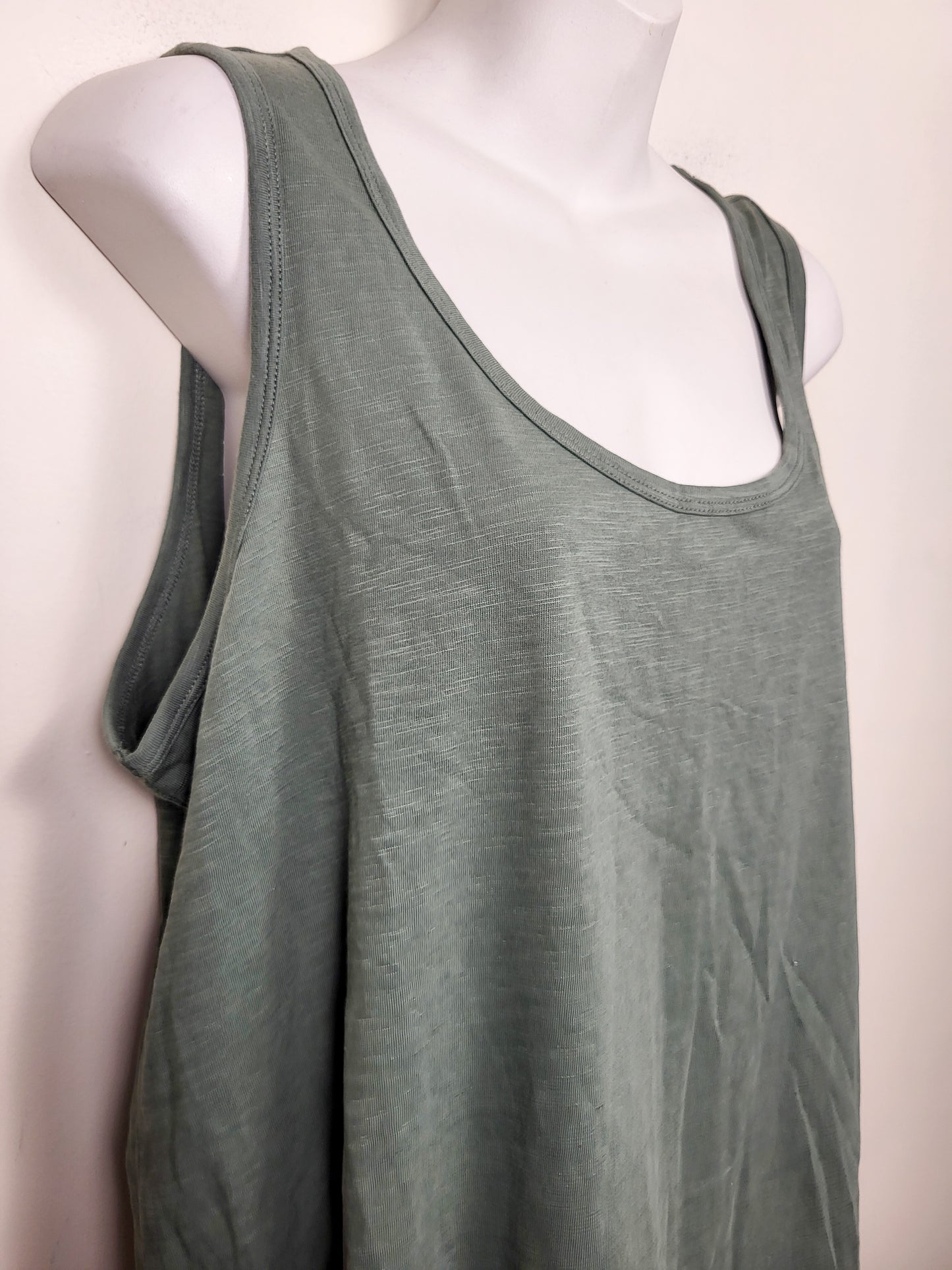 NEW - Reitmans sage green tank top | Size XL