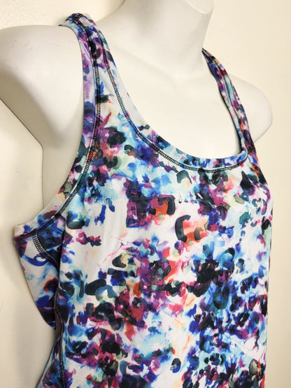 Ricki's patterned racerback active tank top | Size SMALL