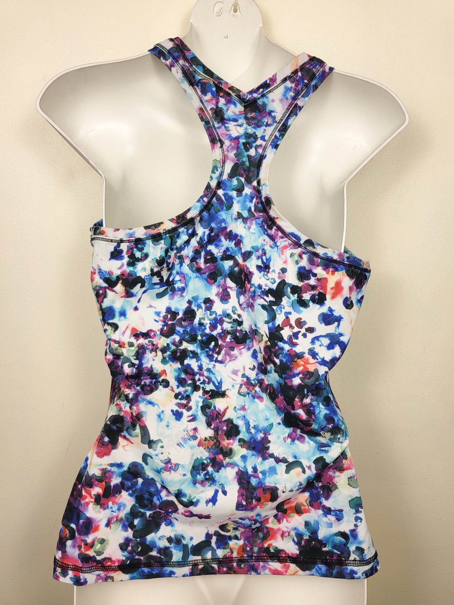 Ricki's patterned racerback active tank top | Size SMALL