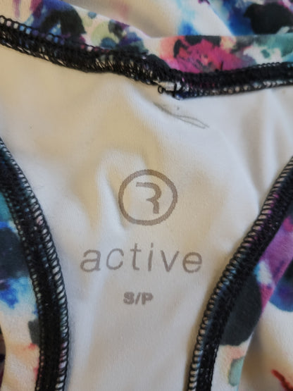 Ricki's patterned racerback active tank top | Size SMALL