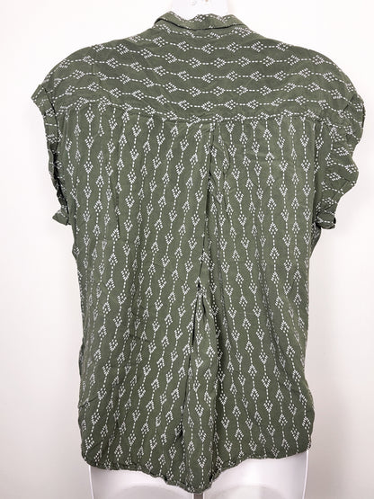 Jachs Girlfriend olive green geo print rayon blouse | Size LARGE