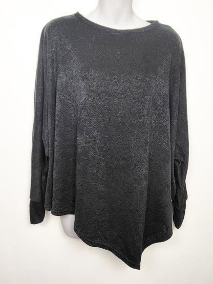 NEW - KAVU Wilhelmina black asymmetrical knit top with dolman sleeves | One Size Fits Most