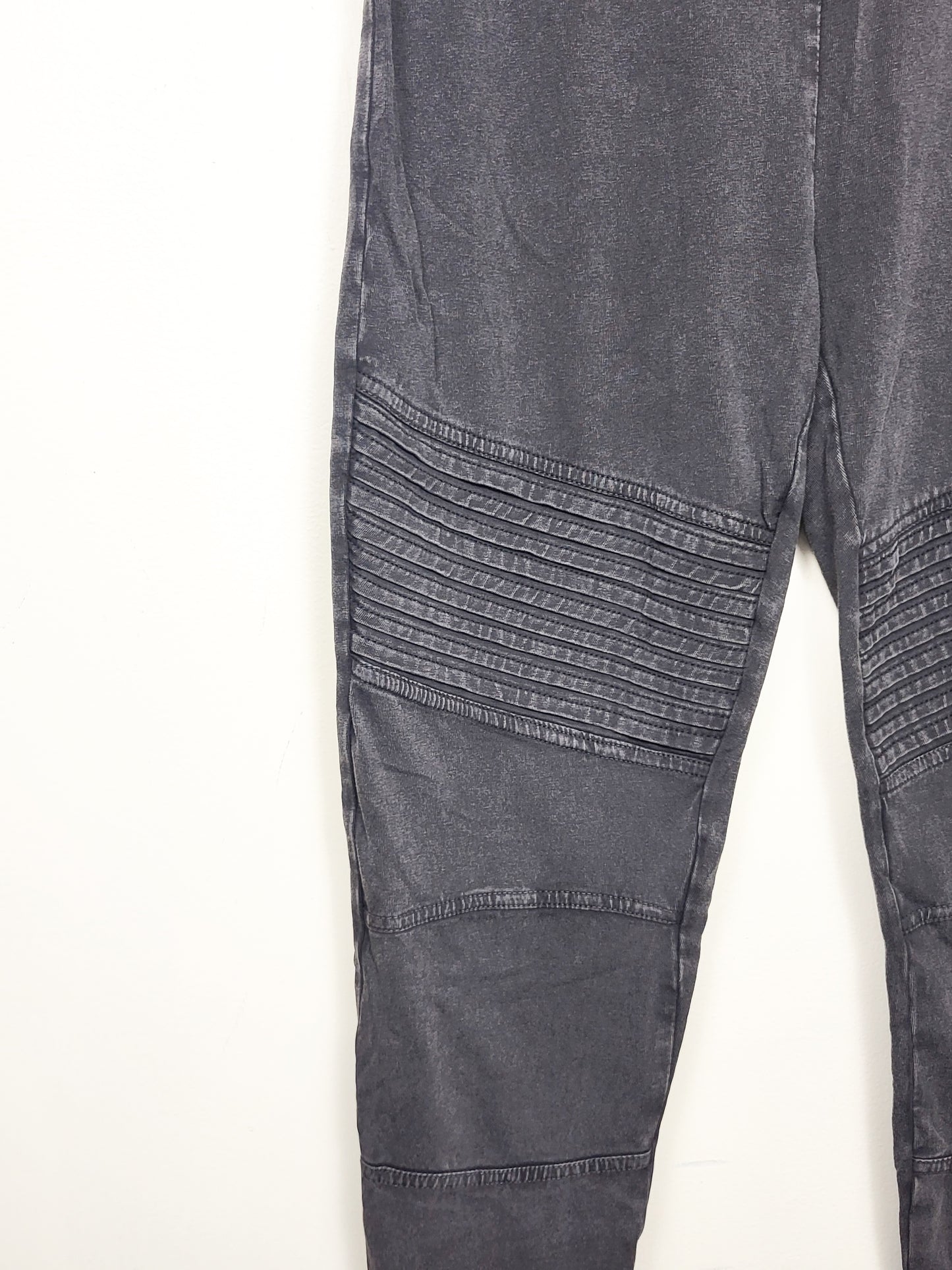 BP by Nordstrom distressed grey moto style leggings | Size MEDIUM