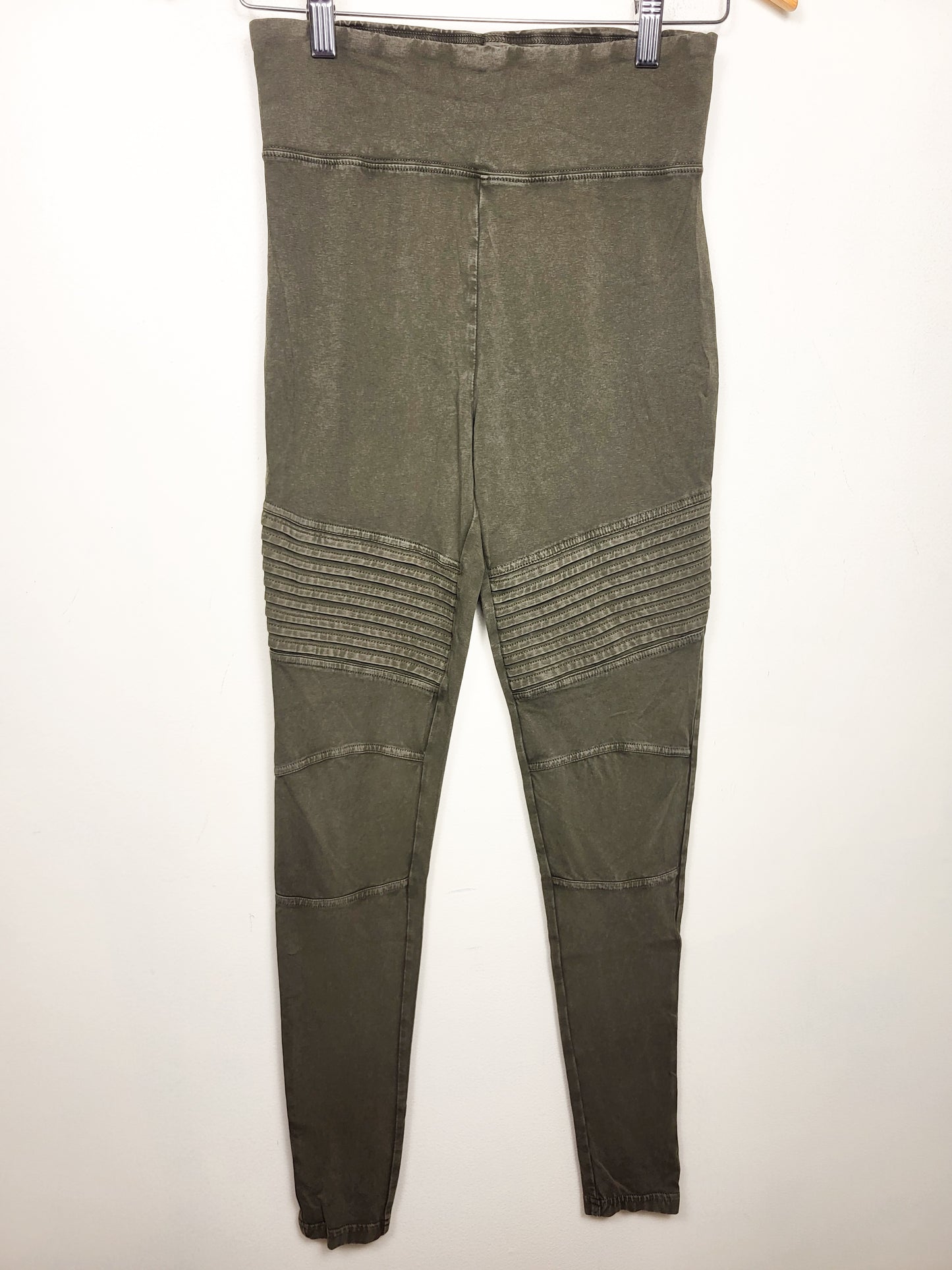 BP by Nordstrom distressed green moto style leggings | Size MEDIUM