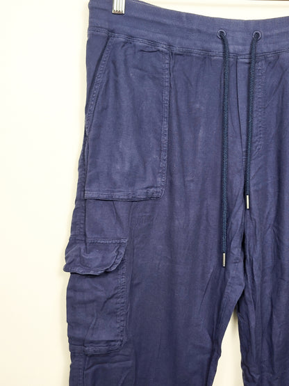 Aritzia navy Community "Cebu" utility cargo joggers | Size MEDIUM