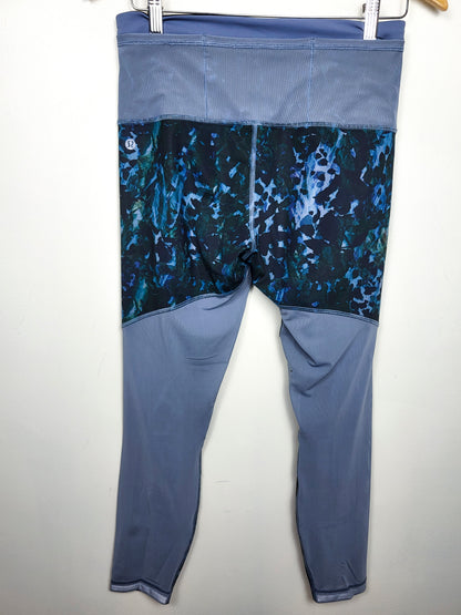Lululemon Running in the City 7/8 Tights in Floral Backdrop Blue Denim Multi colorway | Size 8