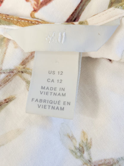 H and M floral print tie front viscose blouse | SIZE 12