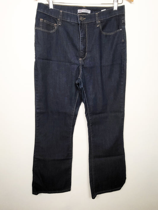 Lee's dark wash classic fit jeans | Size 12 SHORT