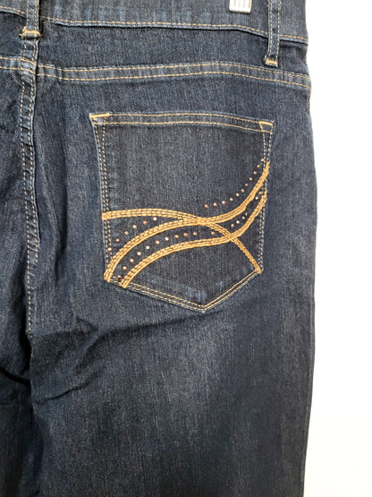 Lee's dark wash classic fit jeans | Size 12 SHORT