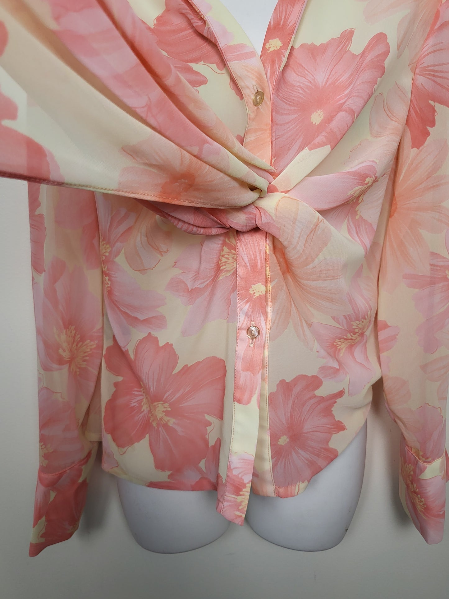Brian Bailey Floral Tie-Front Long-Sleeve Chiffon Blouse in Cream and Pink | Size MEDIUM