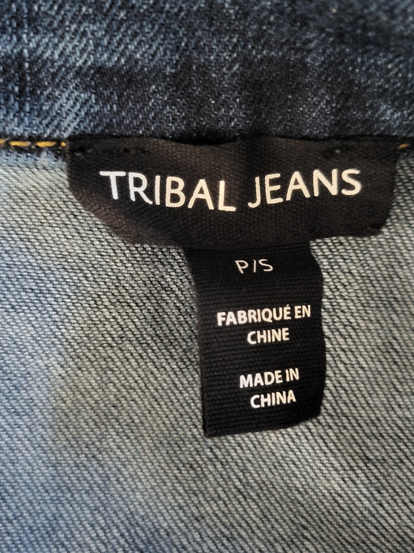 NEW - Tribal Jeans Drop Shoulder Cropped Denim Jacket | Size SMALL