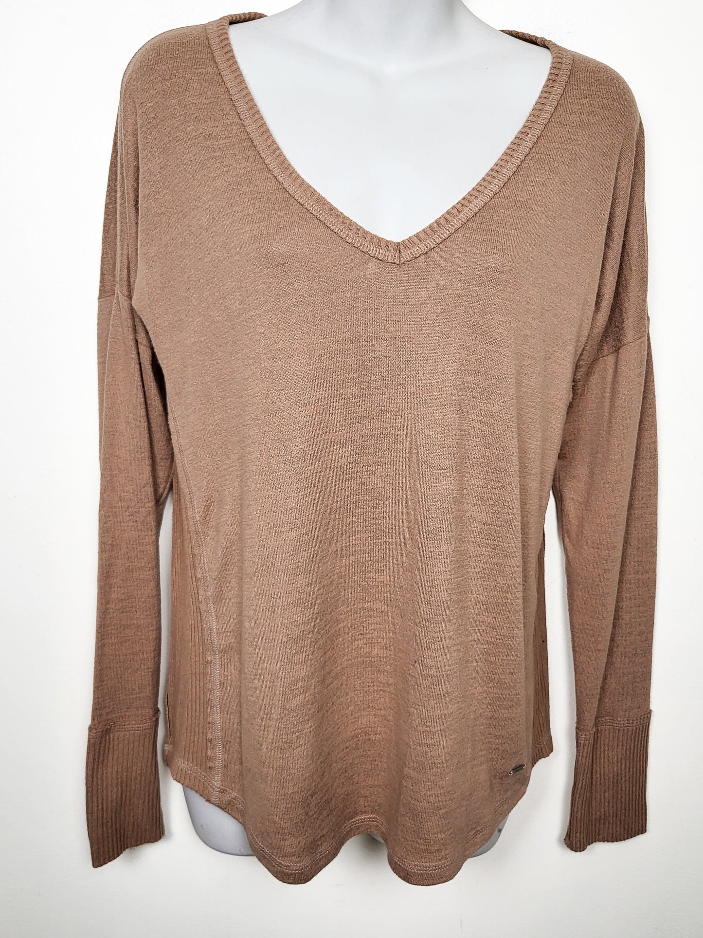 Abercrombie & Fitch Camel Colour Soft & Cozy V-Neck Side-Ribbed Sweater | Size MEDIUM