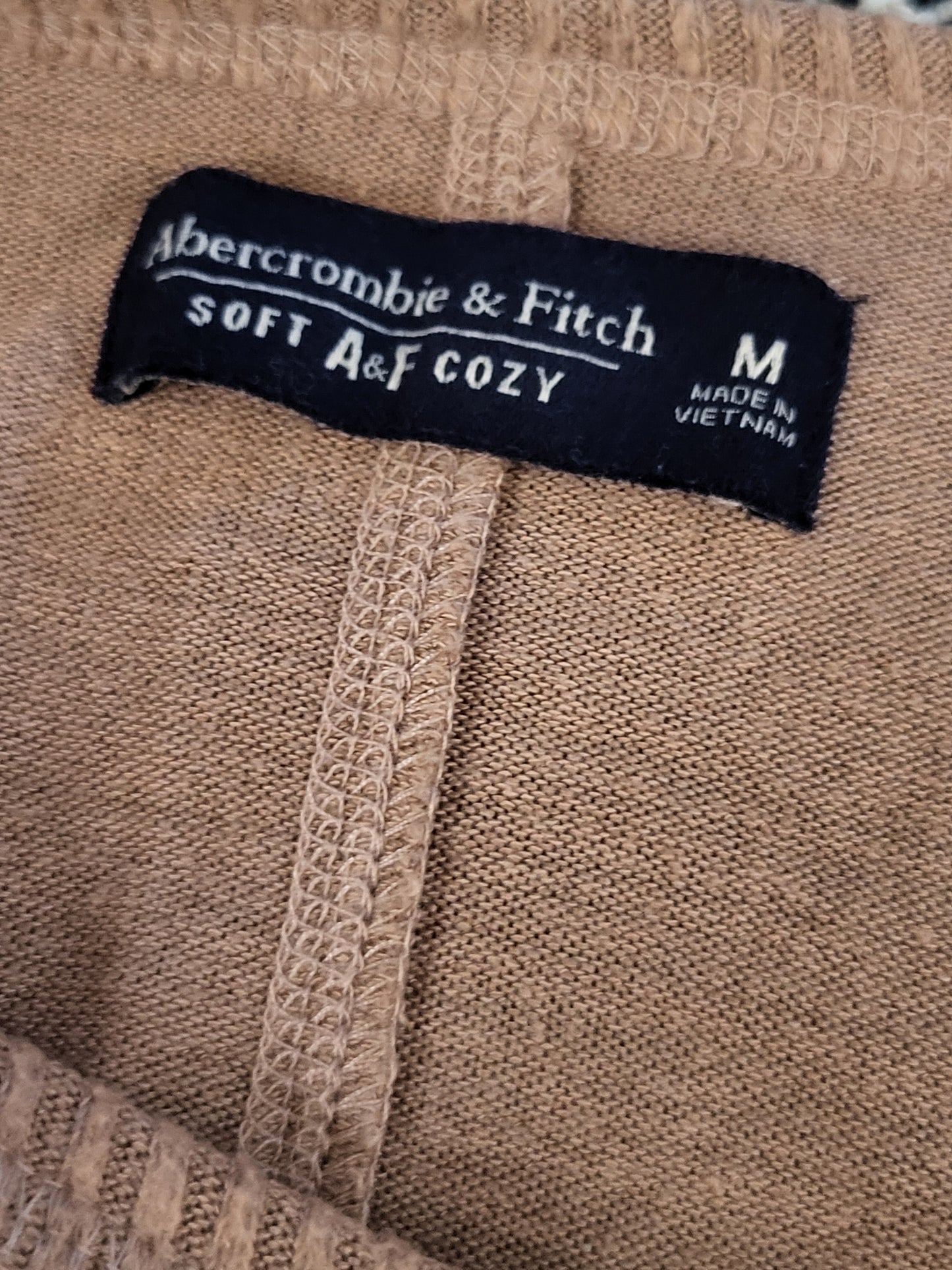 Abercrombie & Fitch Camel Colour Soft & Cozy V-Neck Side-Ribbed Sweater | Size MEDIUM