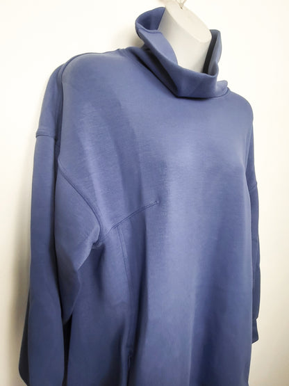Lululemon Modal-Blend Turtleneck Tunic om Water Drop colour | Size 8