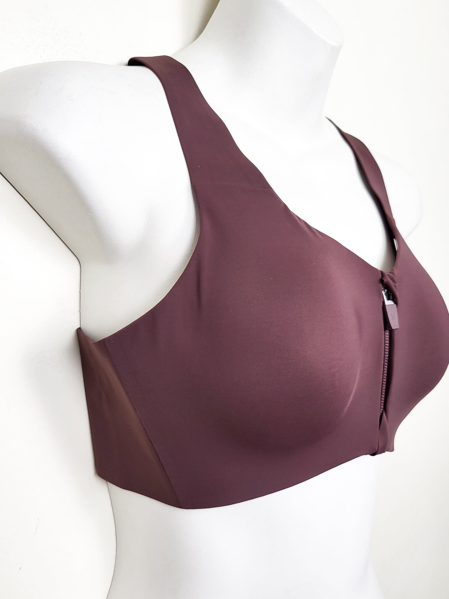 NEW - Knix Catalyst Front Zip Sports Bra in Plum colour | Size 2