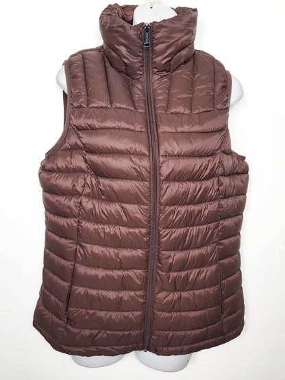 Hawke & Co. Women's Rail Quilt Packable Puffer Vest  in "Chicory Coffee" colour | Size MEDIUM