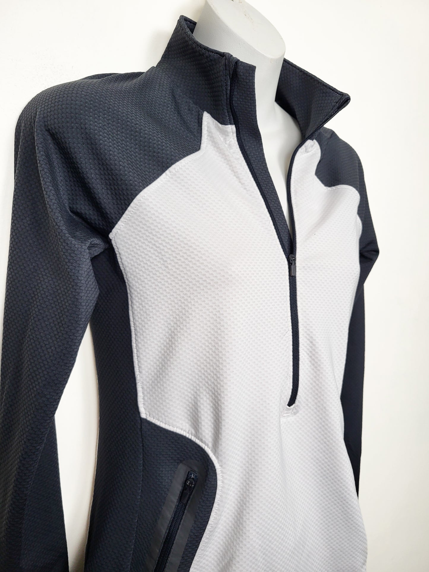 Under Armour Women's ColdGear Reactor 1/2 Zip Pullover Jacket | Size SMALL