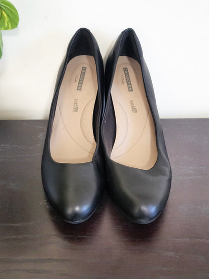 Collection by Clarks black "Ambyr Joy" dress pumps | Size 8.5