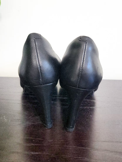 Collection by Clarks black "Ambyr Joy" dress pumps | Size 8.5