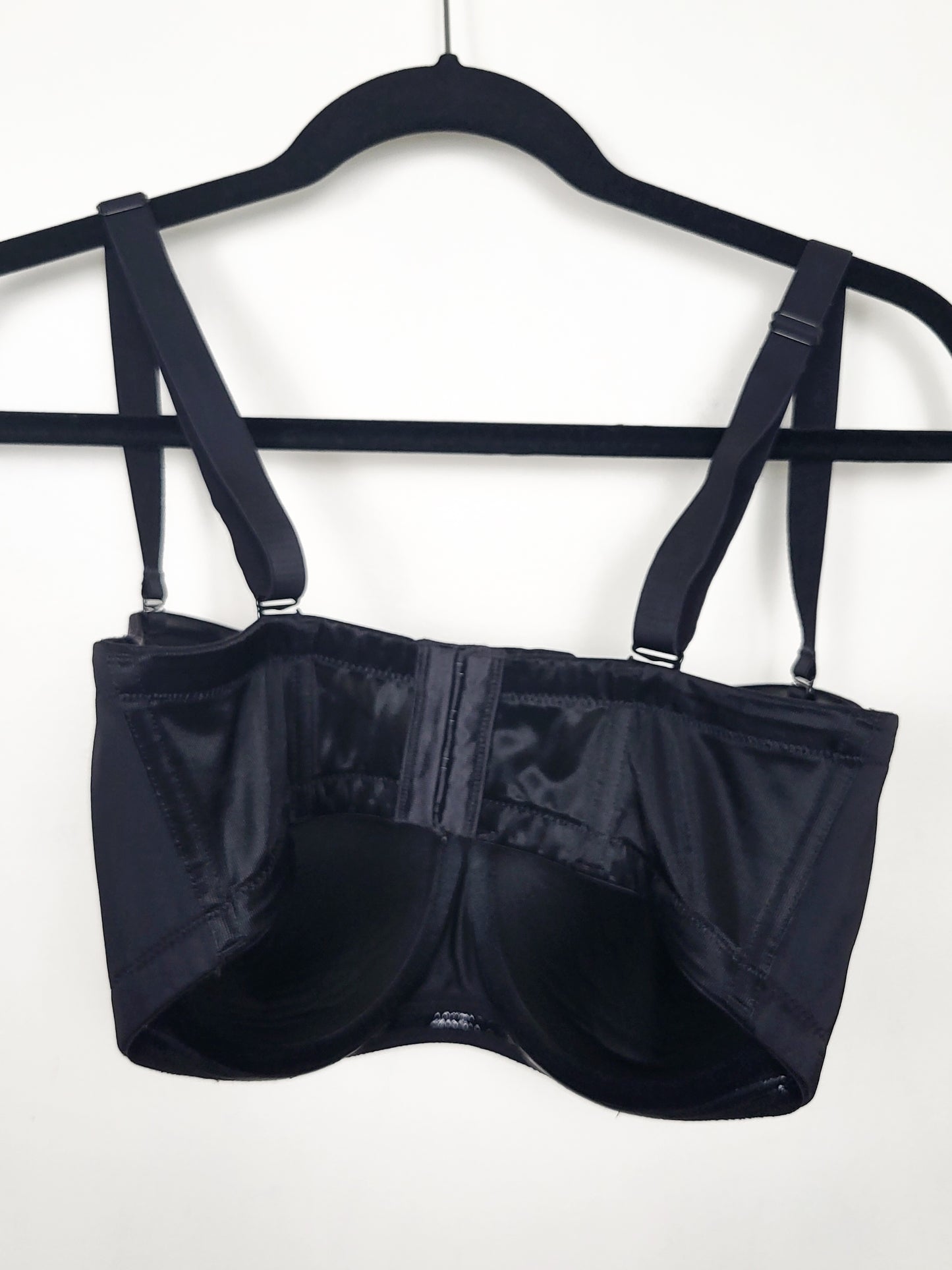 Unbranded black underwire bra | Size 36G