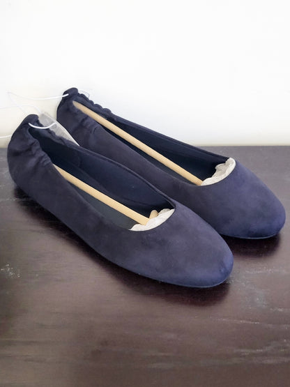 NEW - Gap Women's Vegan Suede Ballet Flat in Navy | Size 7