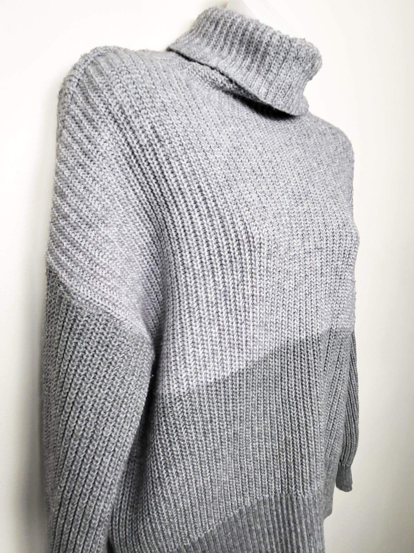 American Eagle Chunky Knit Gray Colourblock Turtleneck | Size XS