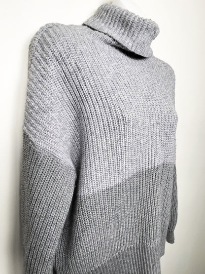 American Eagle Chunky Knit Gray Colourblock Turtleneck | Size XS