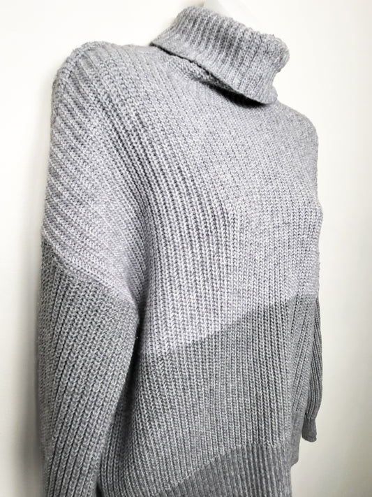 American Eagle Chunky Knit Gray Colourblock Turtleneck | Size XS