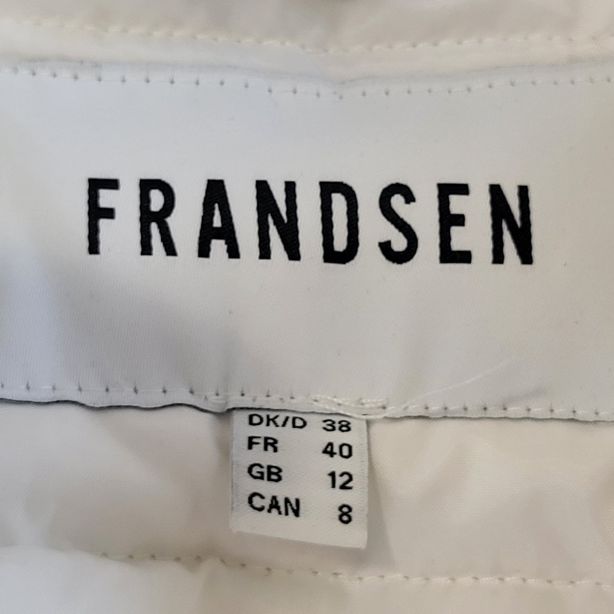 Landsen white long line puffer vest | Size 8
