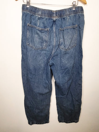 Gap Mid-Rise UltraSoft Pull-On Barrel Jeans | Size MEDIUM