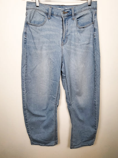 Old Navy WOW high rise barrell leg jeans | Size 10
