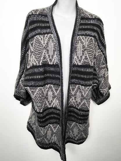 Jessica Black and White Aztec Geometric Oversized Open Cardigan | size SMALL