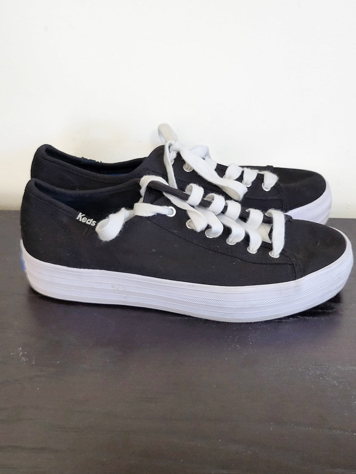 Keds Women's Triple Kick Canvas Platform Sneakers in Black and white | Size 6