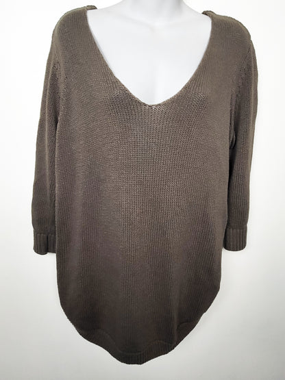 Dynamite khaki green relaxed fit v-neck sweater | Size LARGE