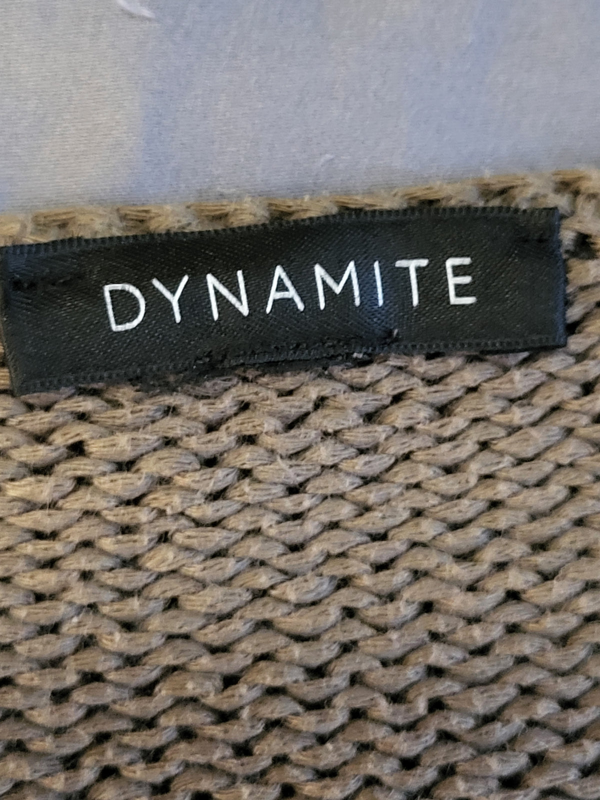 Dynamite khaki green relaxed fit v-neck sweater | Size LARGE