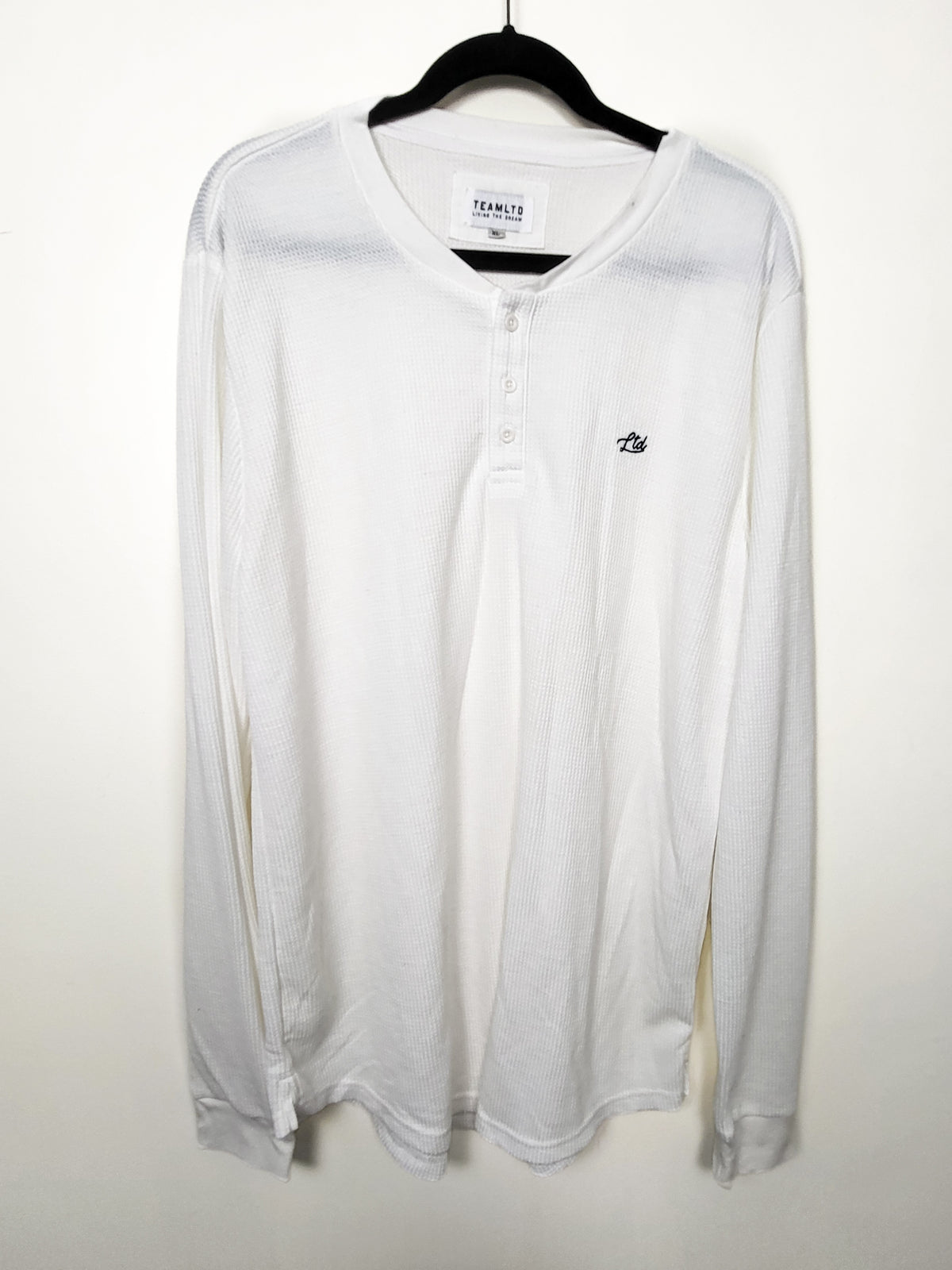 TEAMLTD men's white waffle-knit Henley shirt | Size XL