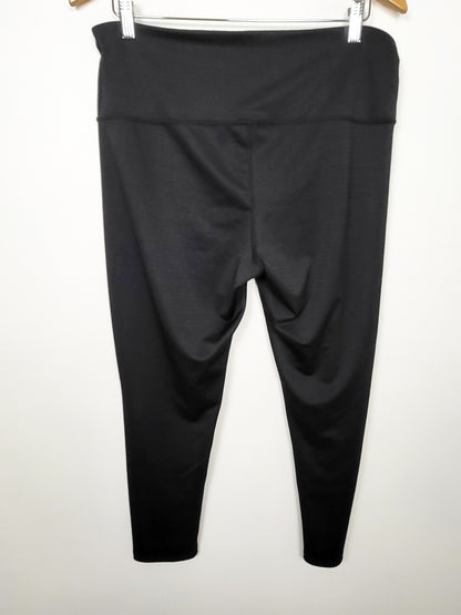 Kirkland Signature black high-waisted ankle-length leggings | Size XL