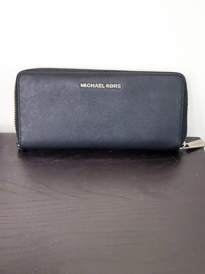 Michael Kors Jet Set Travel Saffiano Leather Continental Wallet