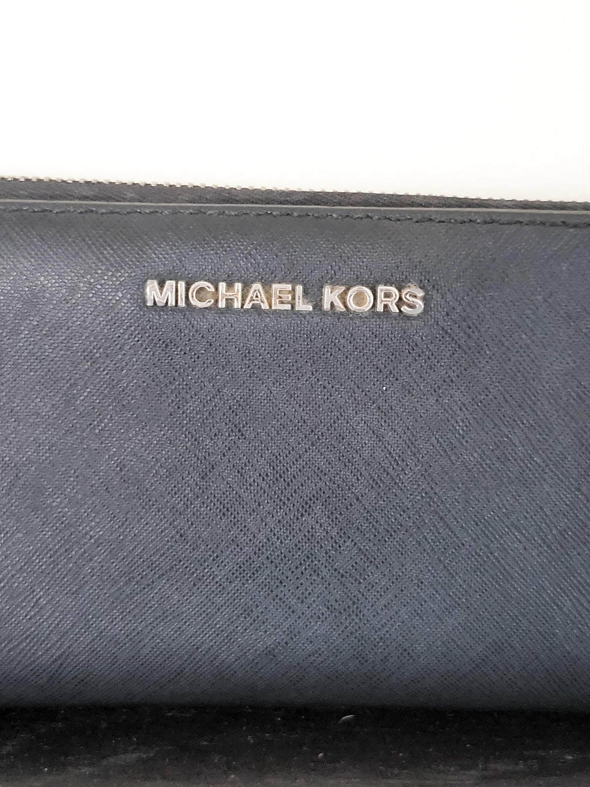 Michael Kors Jet Set Travel Saffiano Leather Continental Wallet