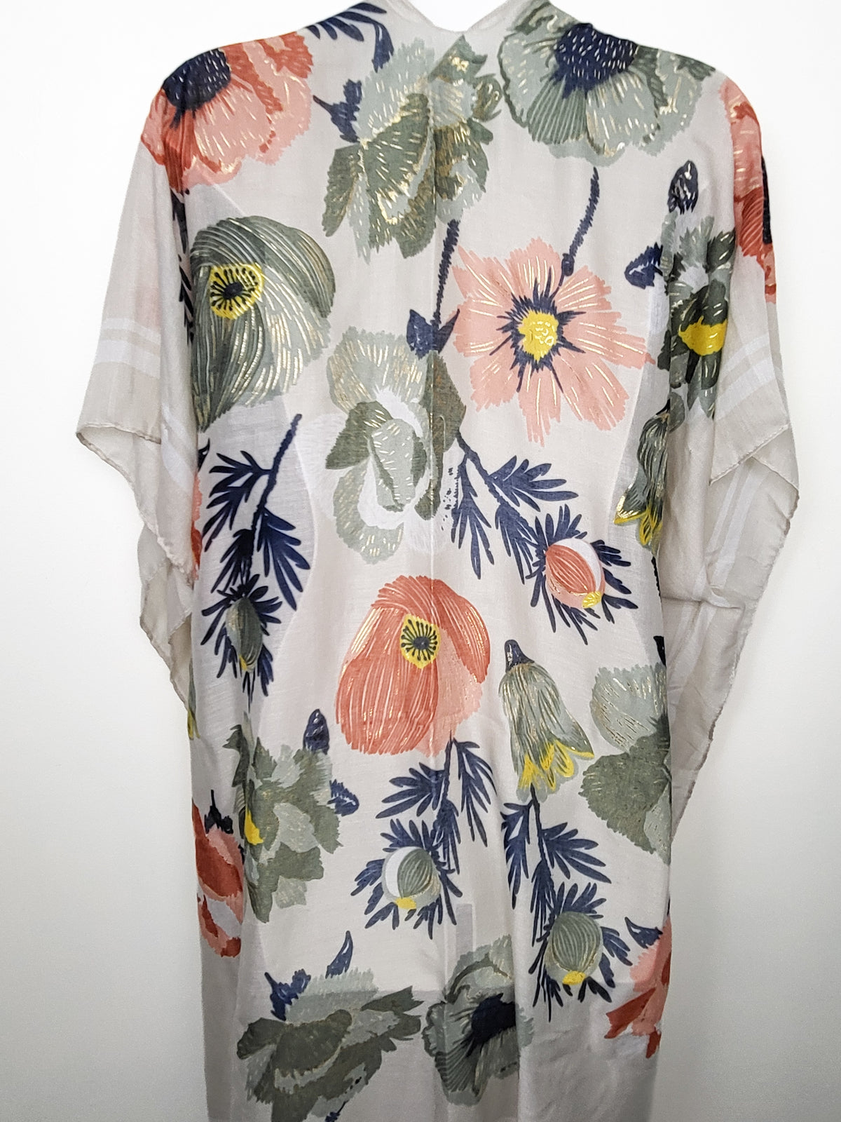Justin & Taylor Floral Open Front Kimono Wrap / Poncho | One Size Fits All