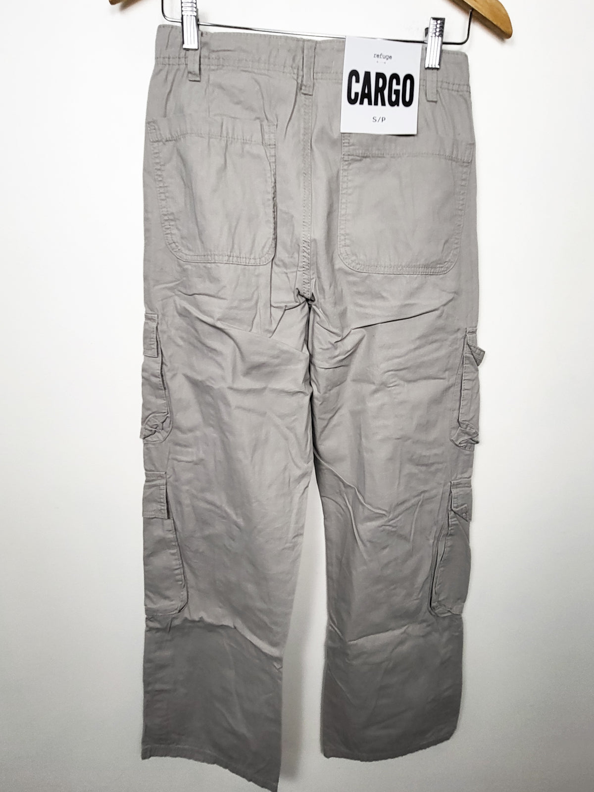 NEW - Refuge Women's Light Grey High-Rise Utility Cargo Pants | Size SMALL