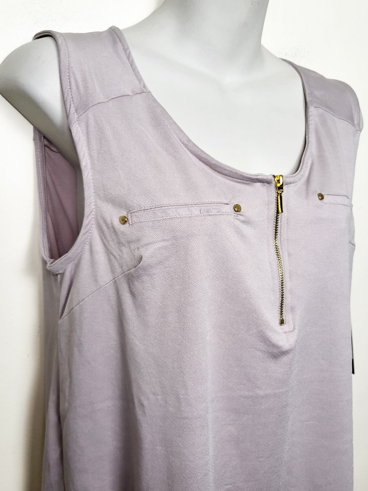 NEW - INC Lavender Women's Zip-Front Sleeveless Blouse | Size MEDIUM