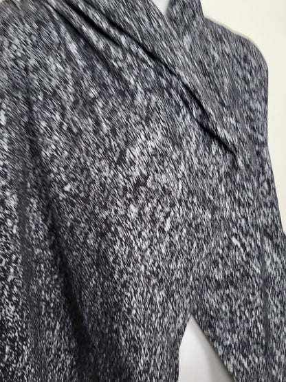 Lululemon Jacquard Black and White Vinyasa Wrap | One Size Fits All