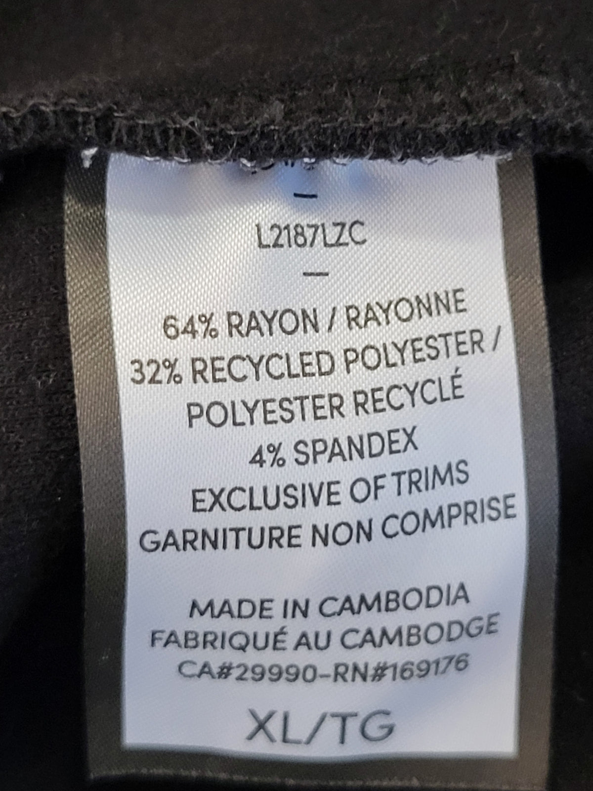 Lazypants Black Women's Double Knit Fleece Cropped Crewneck Sweatshirt | Size XL